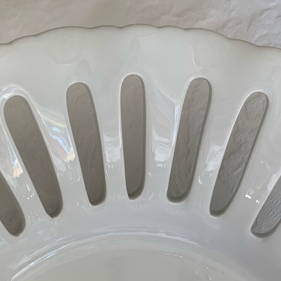 Godinger Porcelain Basket - Picture 6 of 13